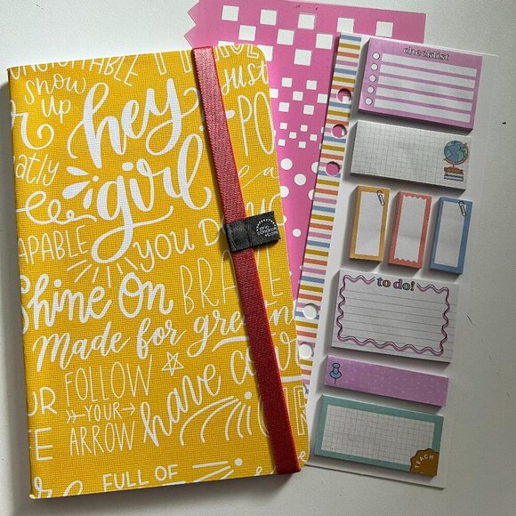 "Hey Girl" Journal Bundle - Picture 1 of 3